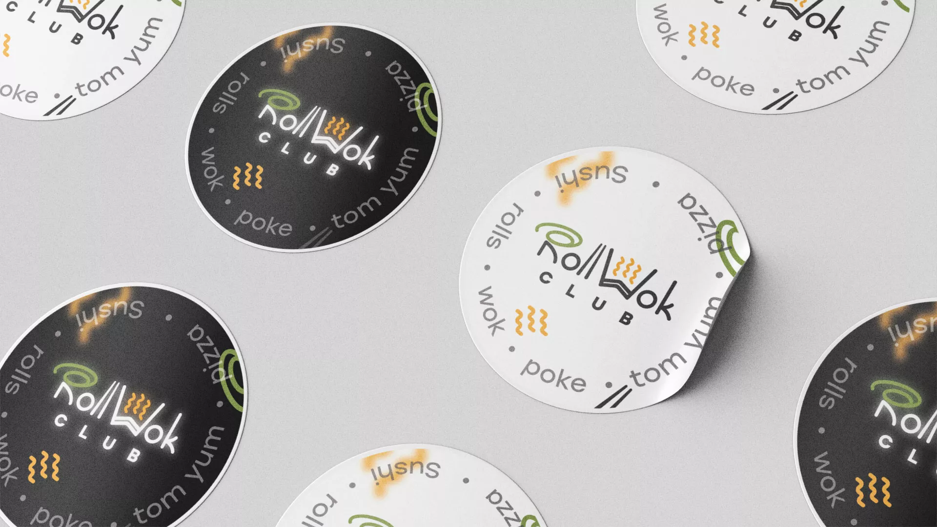 Разработка наклеек для суши-бара «Roll Wok Club» в Котласе